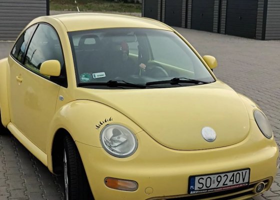 Sprzedam pięknego garbuska w kolorze kanarkowym 