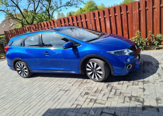Honda civic tourer