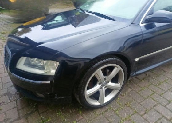 Audi A8 D3 powypadkowe
