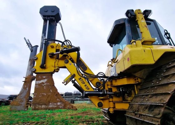 Wynajem pługoukładacza Goliat / spycharka CAT D6N