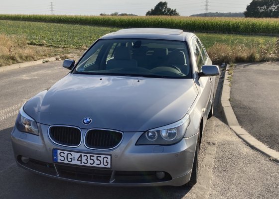 BMW Seria 5 E60 Sedan benzyna 2.2i 170KM 2003