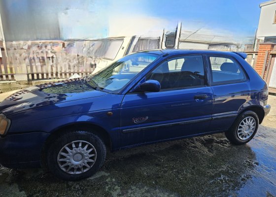 Suzuki baleno 2001