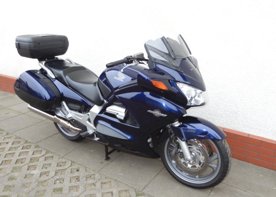 Honda ST1300 Pan European-bezwypadkowy, zadbany.