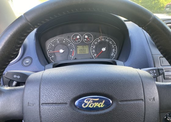 Ford Fiesta Mk6 1.4 16V (80 KM) | 2006