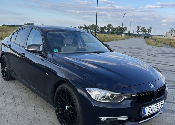 BMW Seria 3 F30 320i 184 KM • 2012 • 139kkm • Manual