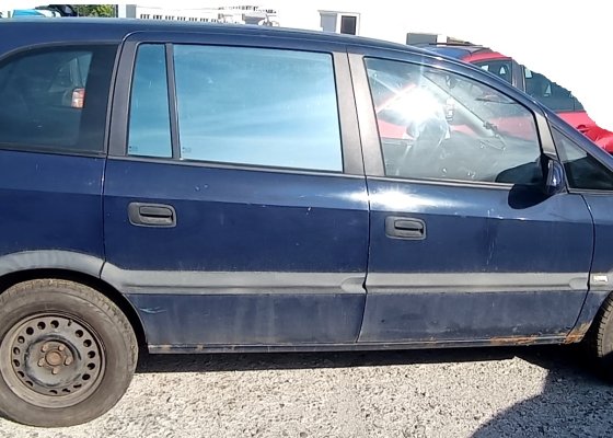 opel zafira A 1,6 benzyna 2002 rok