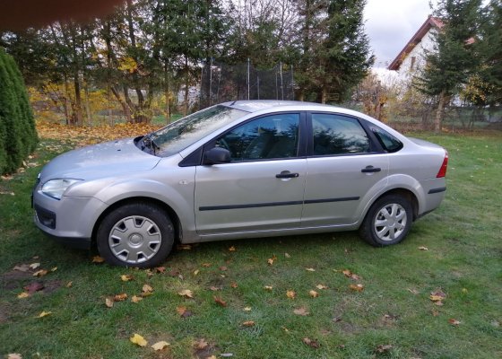 Sprzedam Ford Focus -  mały przebieg