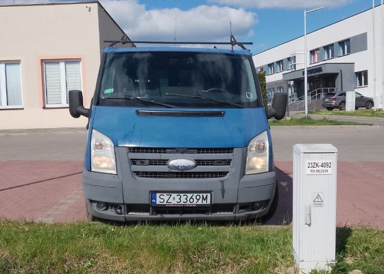 Ford Transit 2008 dobry stan, z dodatkami.