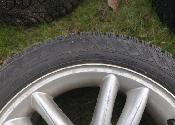 Sprzedam komplet kół zimowych 205/55 r16