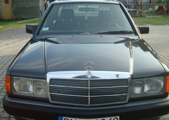 Mercedes-Benz 190E
