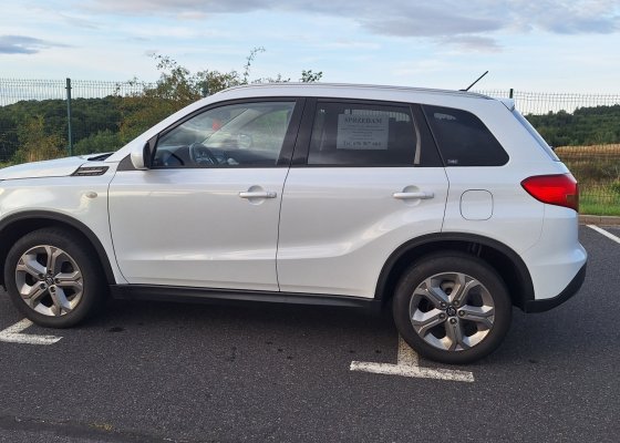 Sprzedam Suzuki Vitara 1.6 Premium 4WD 120KM 2018 r. 1Właściciel_Salon