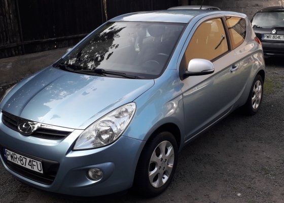 Hyundai i20