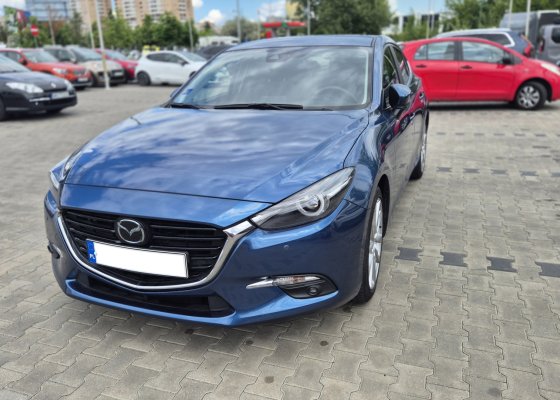 MAZDA 3 – zadbany egzemplarz z 2017 roku w wersji SkyPassion - garażowany