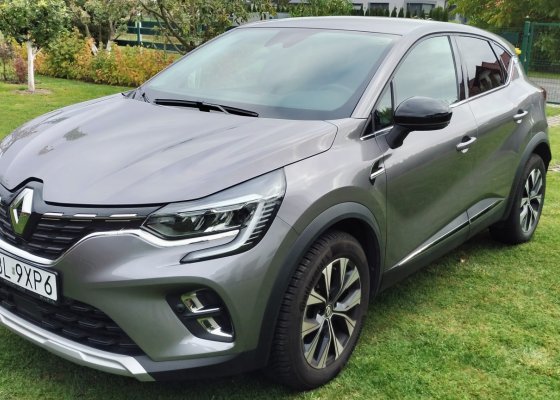 Renault Captur 2023r wersja techno 