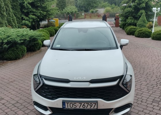 Sprzedam samochód Kia Sportage Salonowy 2022 rok pierwszy właściciel biała perła 
