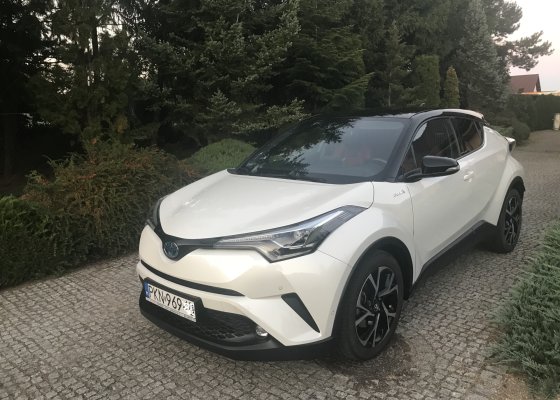 TOYOTA CHR 1.8 Hybrid Selection 122 KM SUV Biała Perła NAWIGACJA