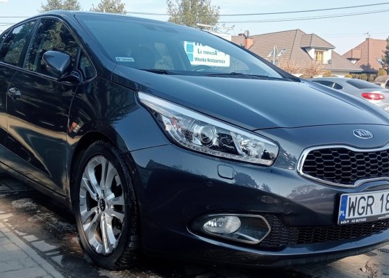 Kia Ceed manetki zmiany biegów,Keyless Go,automat,kamera,wersja sport
