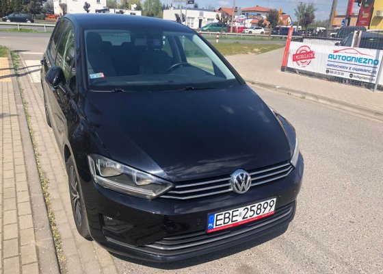 VOLKSWAGEN GOLF SPORTSVAN