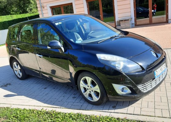 Renault Grand Scenic w idealnym stanie mechanicznym