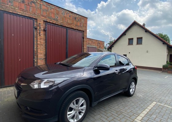 Honda HR-V 1,5 b Bardzo Ładna !!